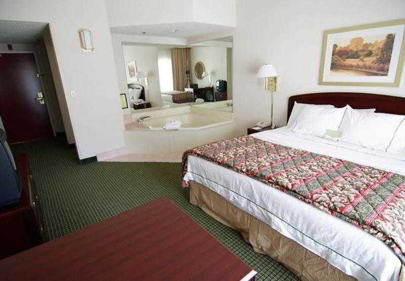 Courtyard By Marriott Tulsa Central Exteriér fotografie