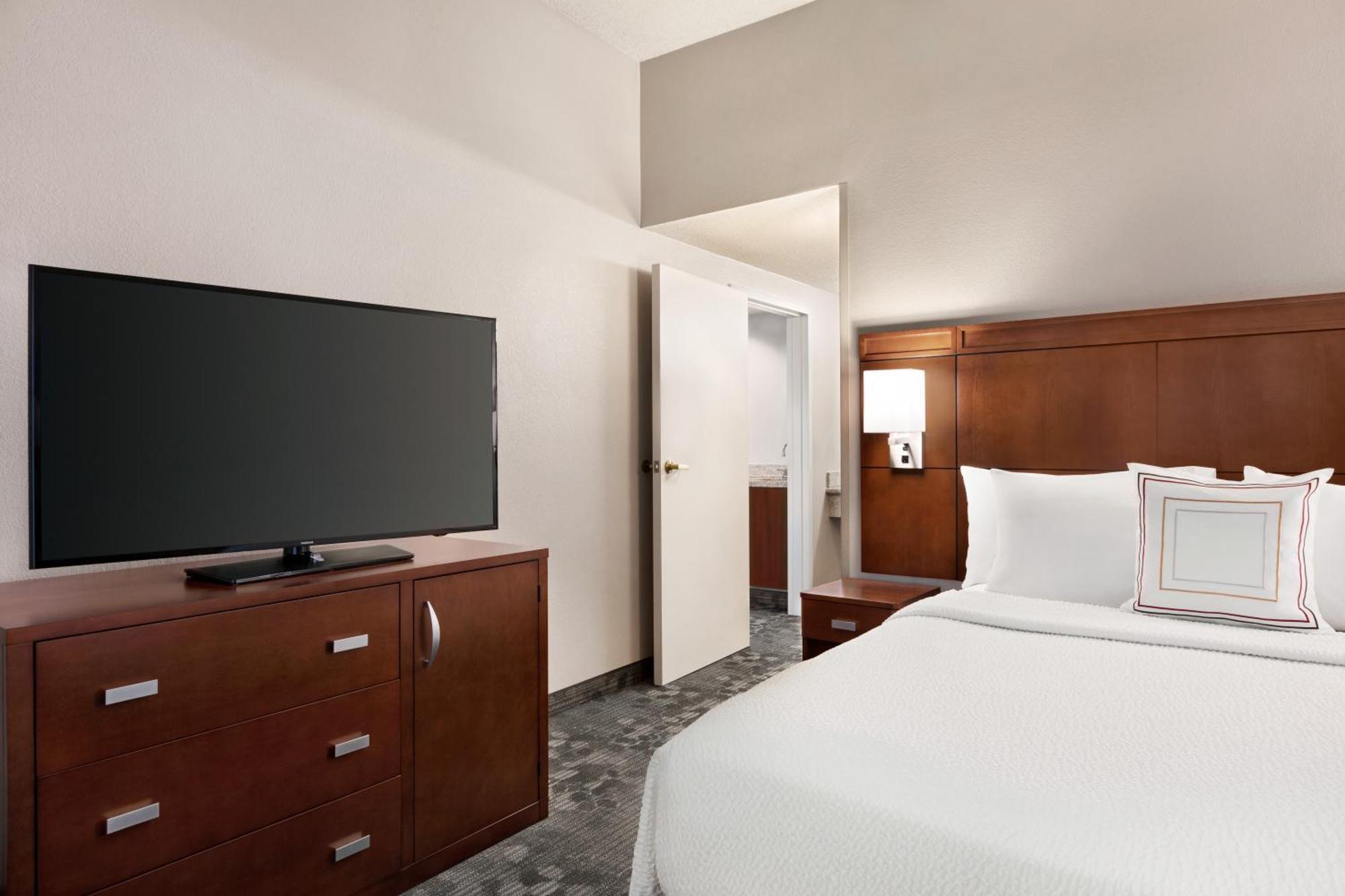 Courtyard By Marriott Tulsa Central Exteriér fotografie