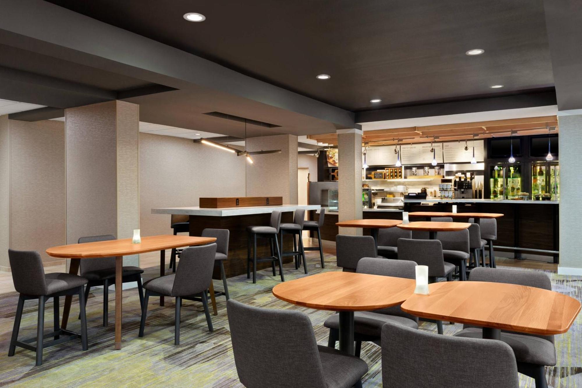 Courtyard By Marriott Tulsa Central Exteriér fotografie