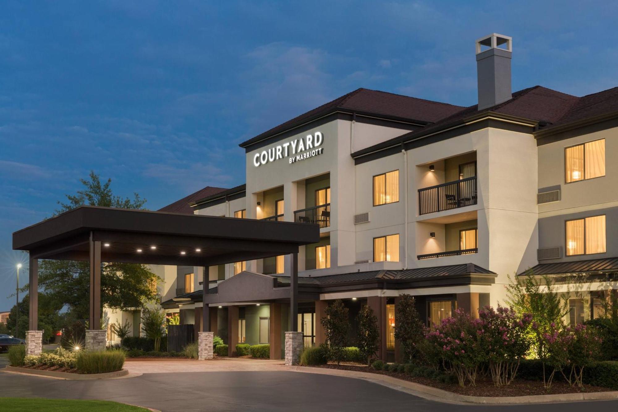 Courtyard By Marriott Tulsa Central Exteriér fotografie