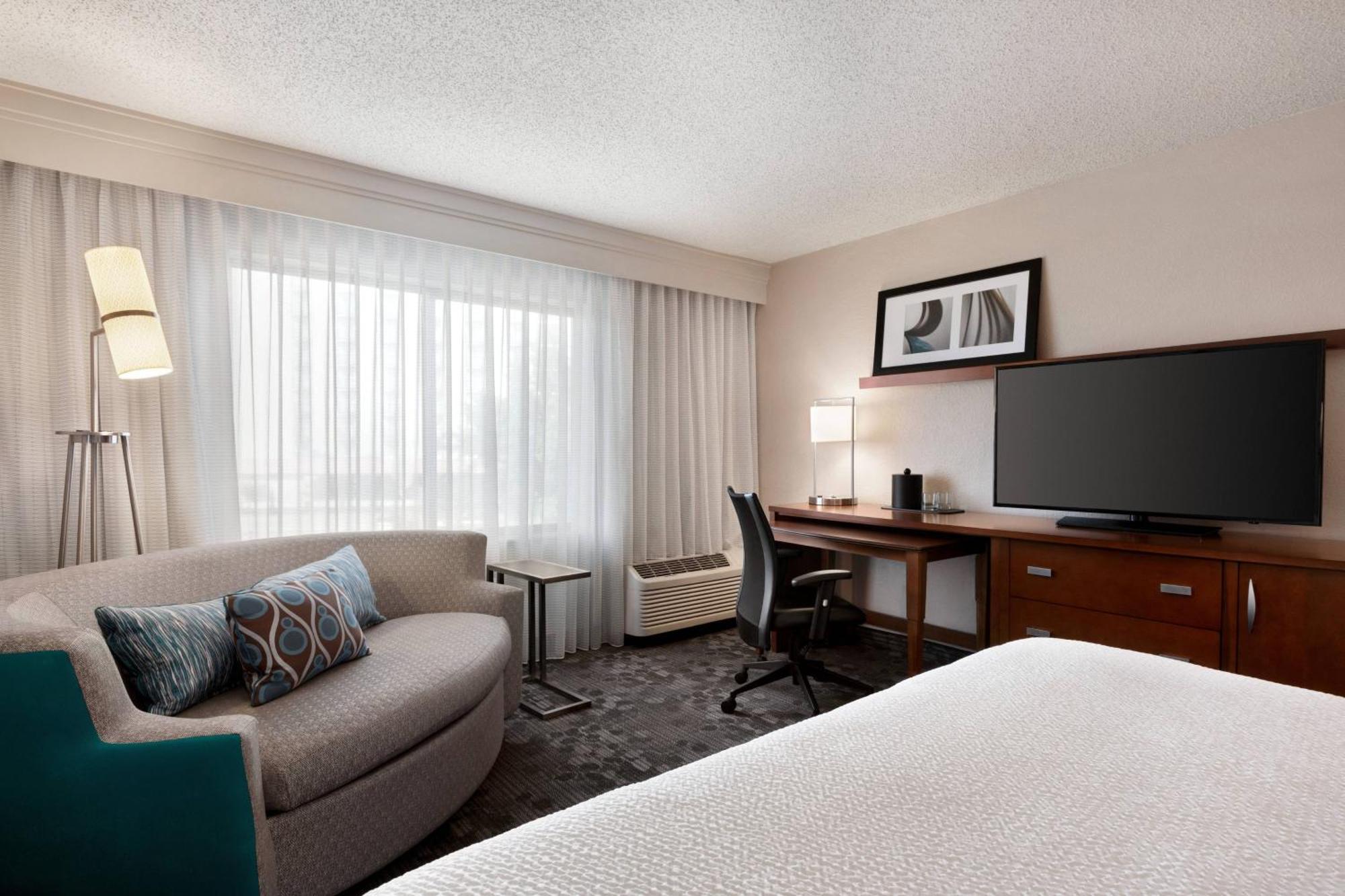 Courtyard By Marriott Tulsa Central Exteriér fotografie